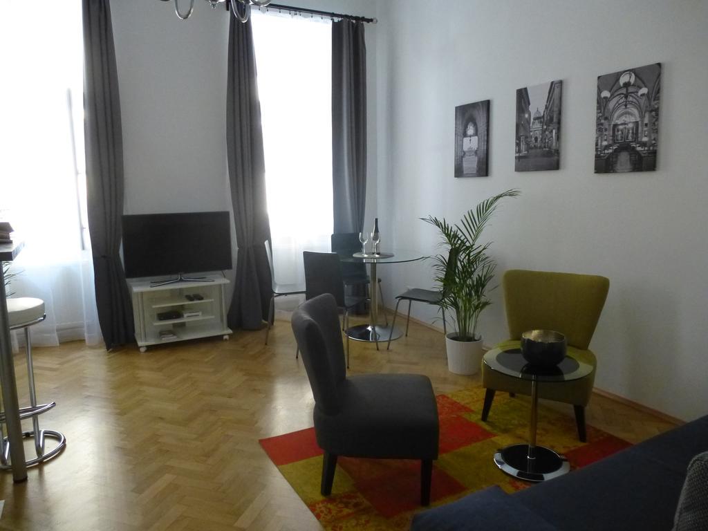 Charming Viennese Home Экстерьер фото